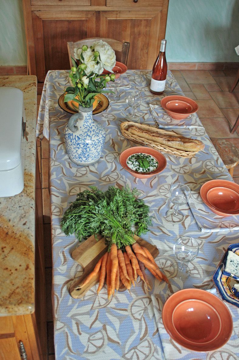 La Nappe Oranges Bleues