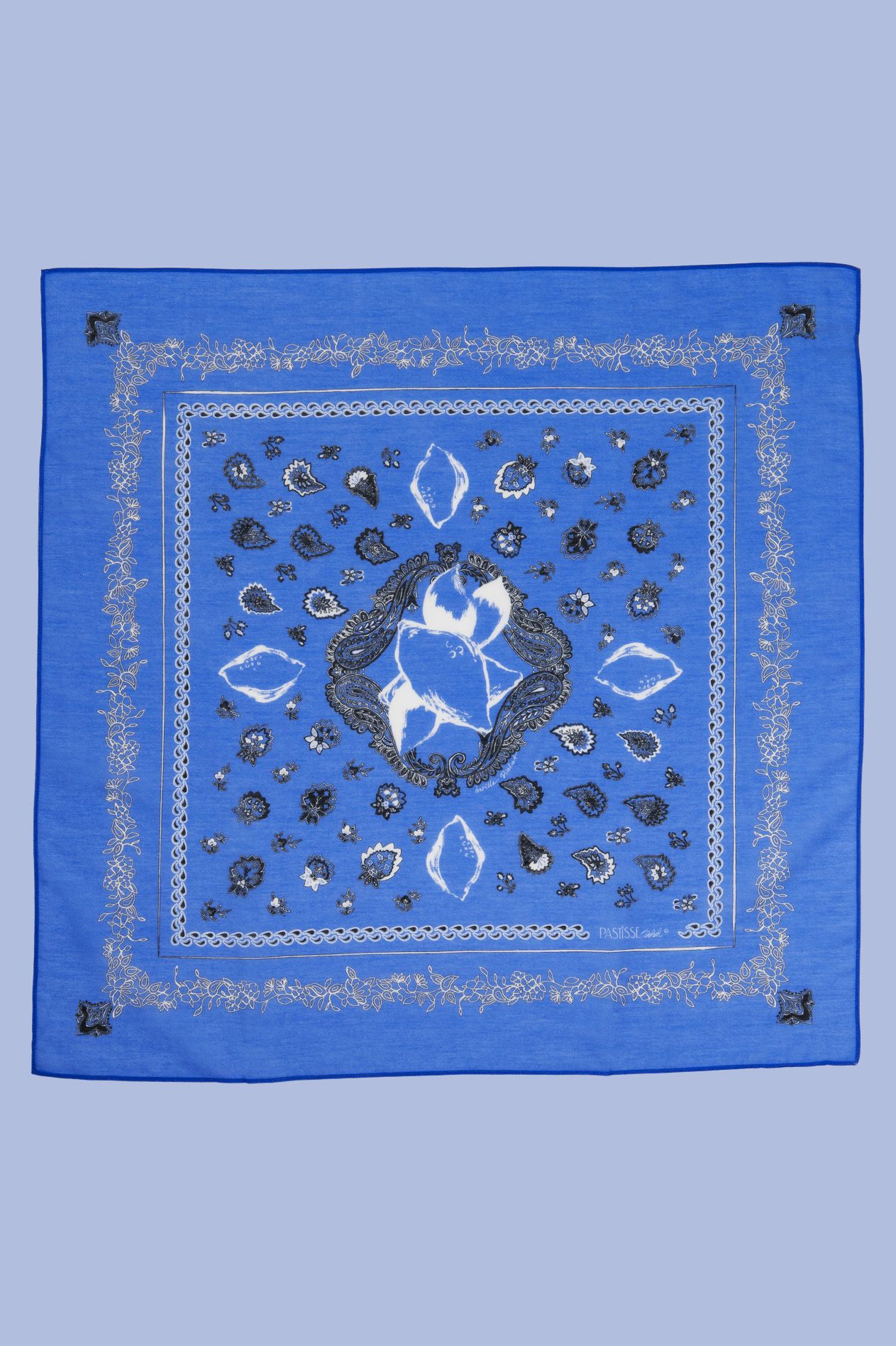 Le Bandana de Soie Le Gardian Bleu