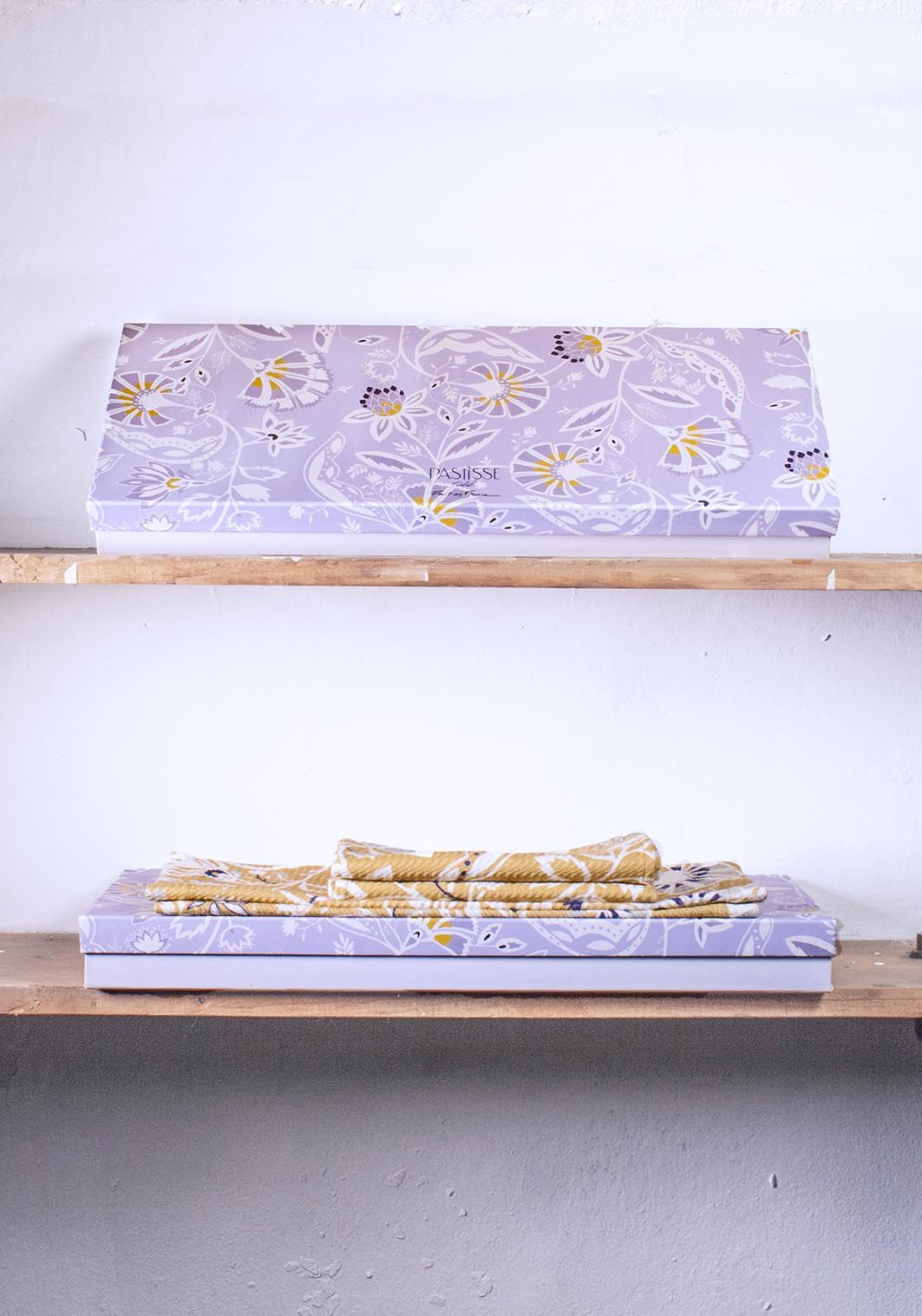 Le Coffret Sets et Serviettes de Table Indienne Moutarde pour Quatre