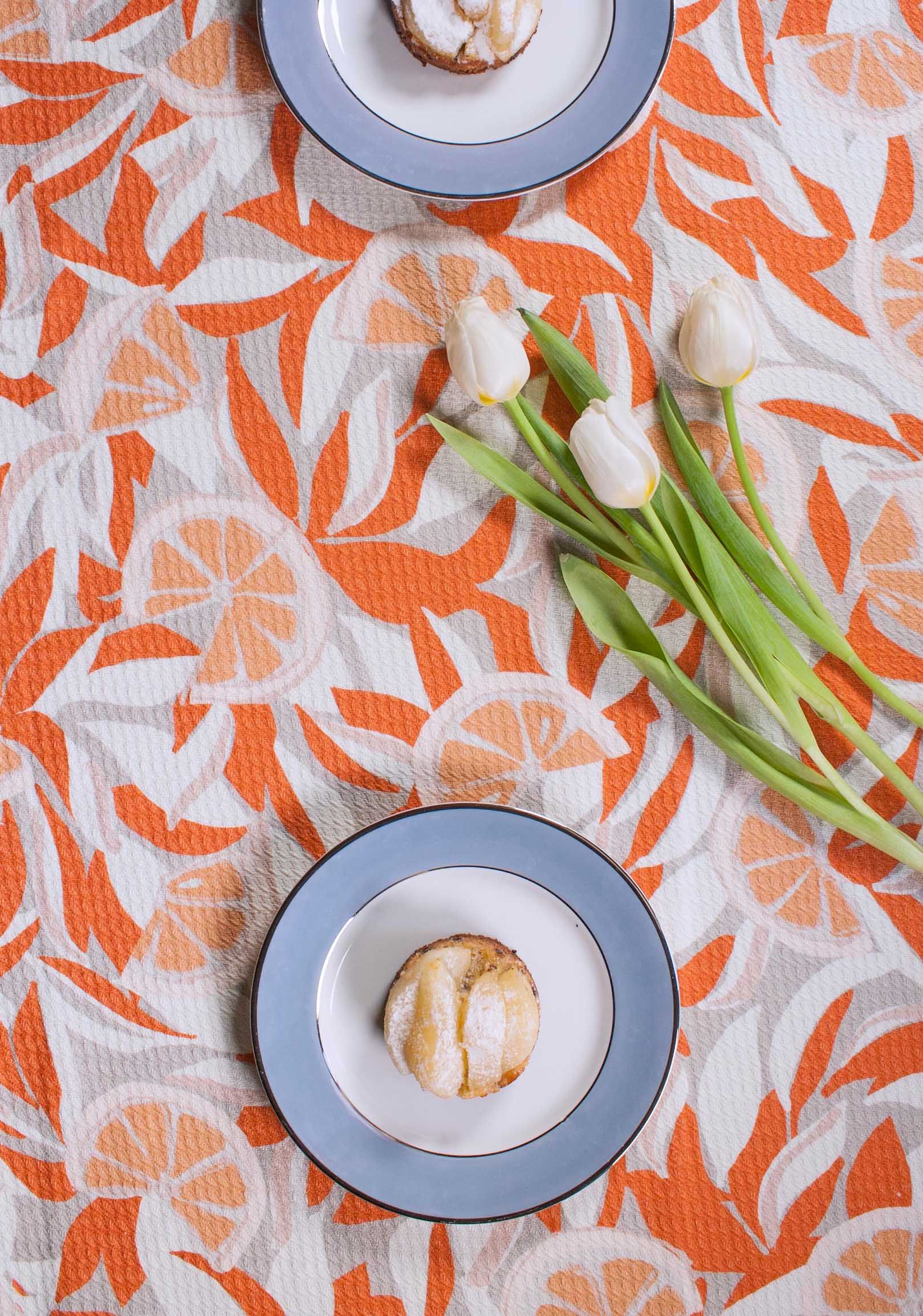 Le Coffret Chemins et Serviettes de Table Oranges pour Quatre 