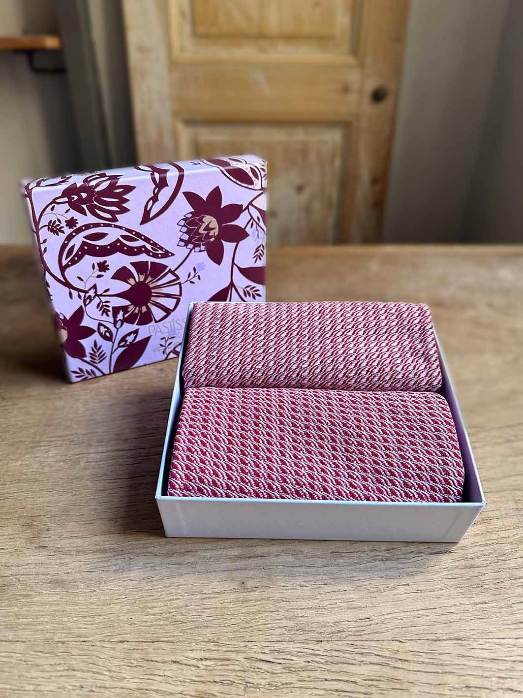 Le Coffret de Torchons Tissés Bordeaux