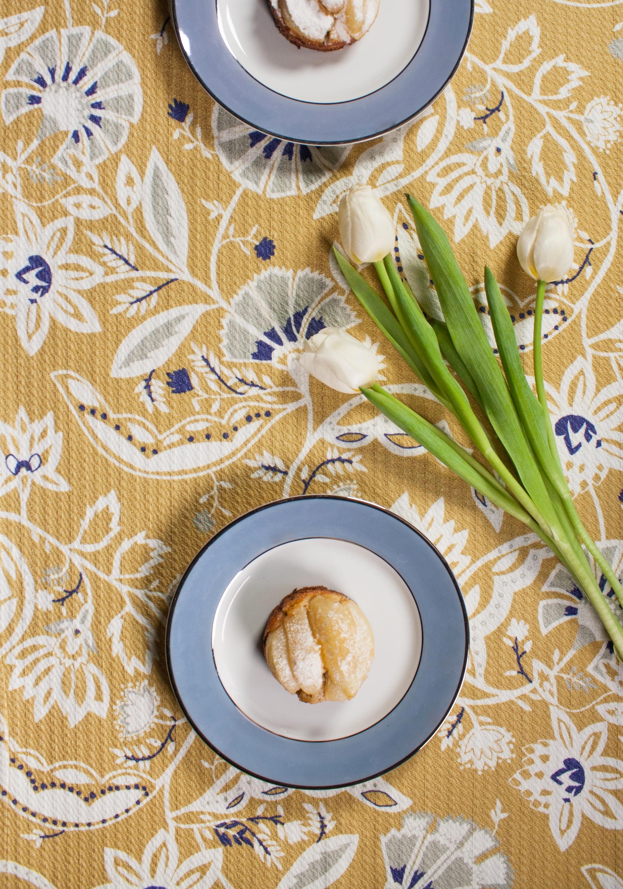 Le Coffret Chemins et Serviettes de Table Indienne Moutarde pour Quatre 